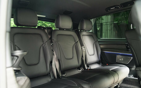Mercedes-Benz V-Класс, 2025 год, 12 000 000 рублей, 23 фотография