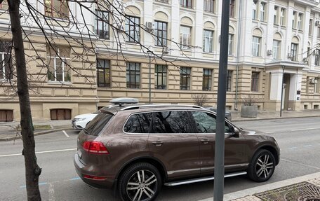 Volkswagen Touareg III, 2011 год, 1 600 000 рублей, 5 фотография