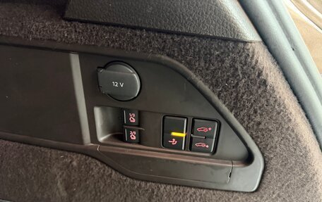 Volkswagen Touareg III, 2011 год, 1 600 000 рублей, 7 фотография