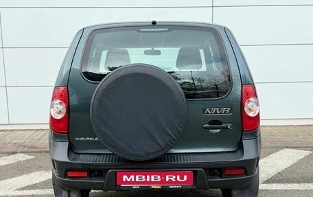 Chevrolet Niva I рестайлинг, 2018 год, 850 000 рублей, 5 фотография