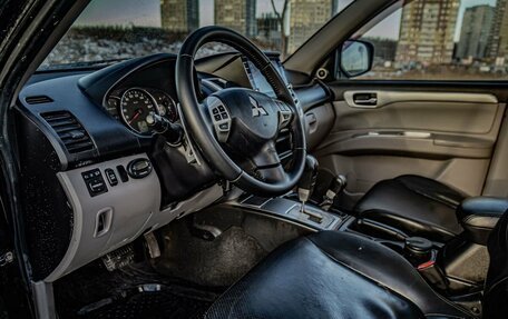 Mitsubishi Pajero Sport II рестайлинг, 2010 год, 1 485 000 рублей, 10 фотография