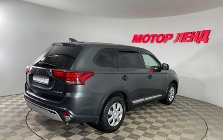 Mitsubishi Outlander III рестайлинг 3, 2018 год, 2 050 000 рублей, 4 фотография