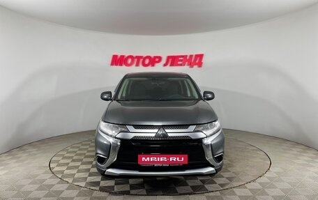 Mitsubishi Outlander III рестайлинг 3, 2018 год, 2 050 000 рублей, 2 фотография