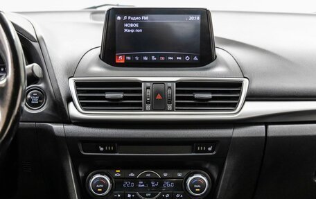 Mazda 3, 2018 год, 1 328 000 рублей, 16 фотография