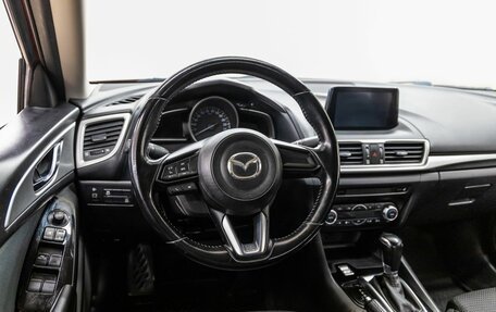 Mazda 3, 2018 год, 1 328 000 рублей, 25 фотография