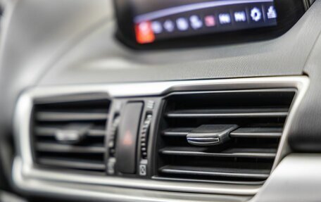 Mazda 3, 2018 год, 1 328 000 рублей, 30 фотография