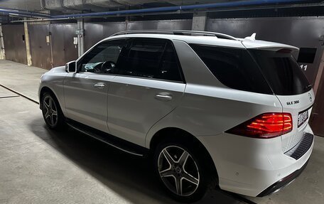 Mercedes-Benz GLE, 2018 год, 4 100 000 рублей, 3 фотография