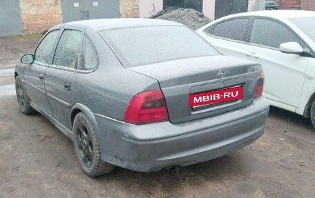 Opel Vectra B рестайлинг, 2001 год, 225 000 рублей, 2 фотография