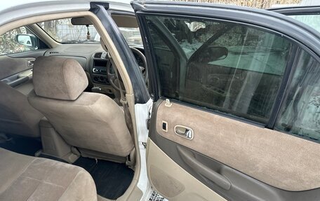 Mazda Familia, 2001 год, 290 000 рублей, 9 фотография