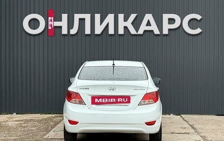 Hyundai Solaris II рестайлинг, 2011 год, 780 000 рублей, 6 фотография