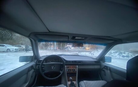 Mercedes-Benz W124, 1989 год, 195 000 рублей, 2 фотография