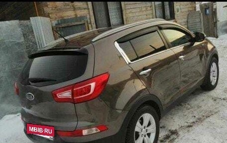 KIA Sportage III, 2011 год, 1 000 000 рублей, 3 фотография