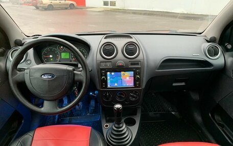 Ford Fiesta, 2006 год, 250 000 рублей, 10 фотография