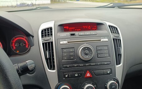 KIA cee'd I рестайлинг, 2010 год, 680 000 рублей, 14 фотография