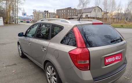 KIA cee'd I рестайлинг, 2010 год, 680 000 рублей, 3 фотография