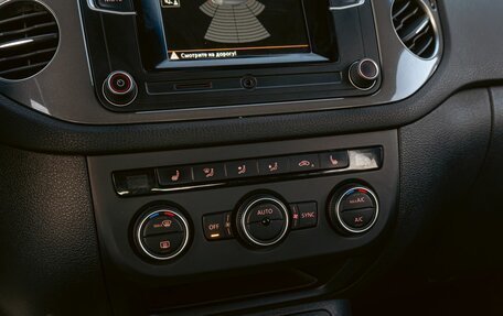 Volkswagen Tiguan I, 2015 год, 1 155 000 рублей, 14 фотография