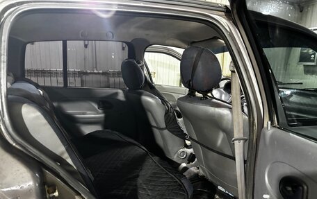 Renault Clio III, 2001 год, 180 000 рублей, 9 фотография