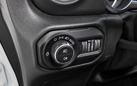 Jeep Wrangler, 2021 год, 4 640 000 рублей, 8 фотография