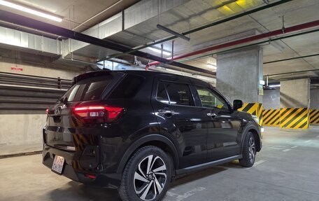 Toyota Raize I, 2021 год, 1 990 000 рублей, 3 фотография