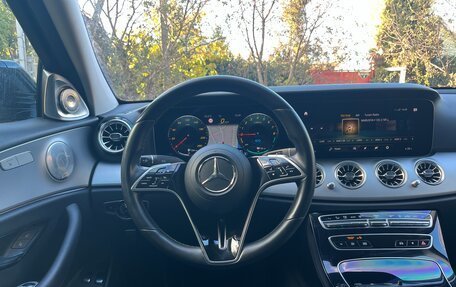 Mercedes-Benz E-Класс, 2020 год, 5 450 000 рублей, 4 фотография