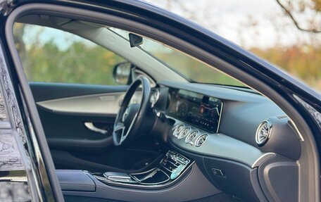 Mercedes-Benz E-Класс, 2020 год, 5 450 000 рублей, 18 фотография