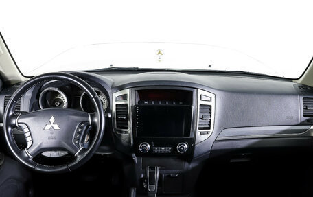 Mitsubishi Pajero IV, 2021 год, 3 898 000 рублей, 13 фотография