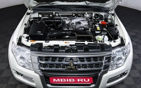 Mitsubishi Pajero IV, 2021 год, 3 898 000 рублей, 9 фотография