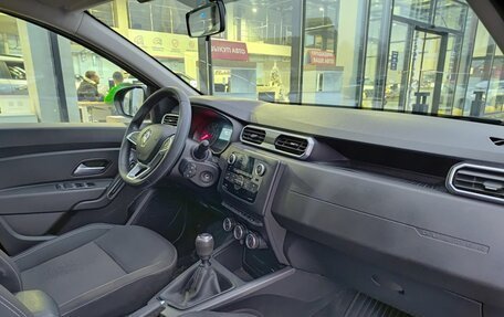 Renault Duster, 2021 год, 1 899 000 рублей, 13 фотография