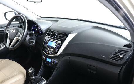 Hyundai Solaris II рестайлинг, 2012 год, 997 000 рублей, 10 фотография