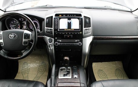 Toyota Land Cruiser 200, 2014 год, 3 800 000 рублей, 18 фотография