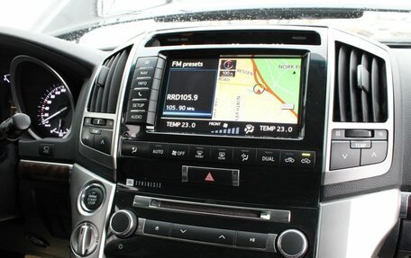 Toyota Land Cruiser 200, 2014 год, 3 800 000 рублей, 20 фотография