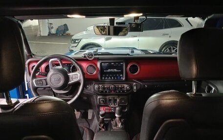 Jeep Wrangler, 2021 год, 4 760 000 рублей, 11 фотография