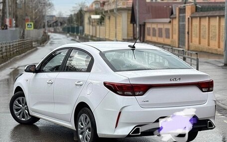 KIA Rio IV, 2021 год, 1 380 000 рублей, 2 фотография