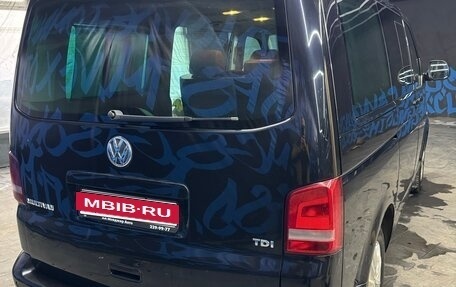 Volkswagen Multivan T5, 2010 год, 1 700 000 рублей, 4 фотография