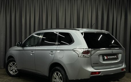 Mitsubishi Outlander III рестайлинг 3, 2014 год, 1 149 777 рублей, 2 фотография