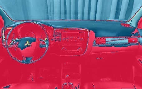 Mitsubishi Outlander III рестайлинг 3, 2014 год, 1 149 777 рублей, 11 фотография