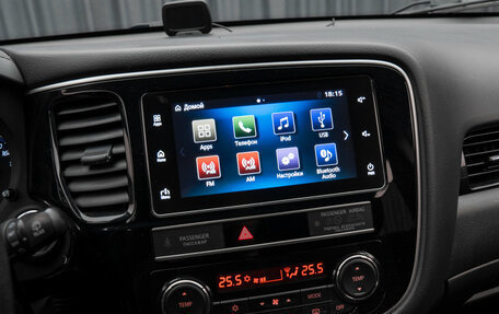 Mitsubishi Outlander III рестайлинг 3, 2019 год, 2 490 000 рублей, 18 фотография