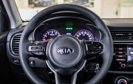 KIA Rio IV, 2017 год, 1 328 000 рублей, 13 фотография
