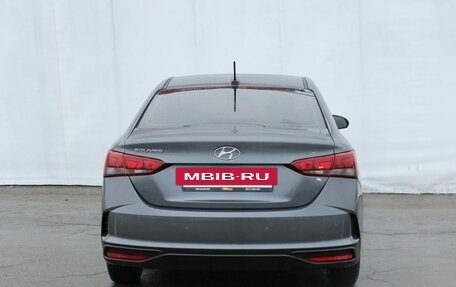 Hyundai Solaris II рестайлинг, 2021 год, 1 800 000 рублей, 7 фотография