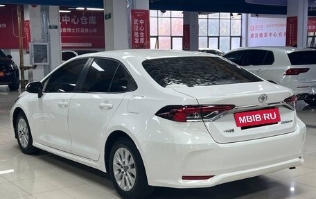 Toyota Corolla, 2022 год, 1 790 000 рублей, 4 фотография
