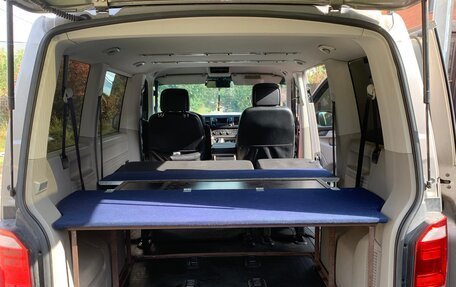 Volkswagen Caravelle T6 рестайлинг, 2015 год, 2 850 000 рублей, 15 фотография