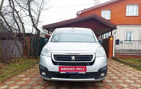 Peugeot Partner II рестайлинг 2, 2021 год, 1 800 000 рублей, 5 фотография