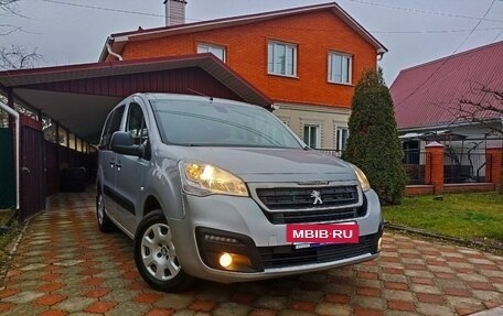 Peugeot Partner II рестайлинг 2, 2021 год, 1 800 000 рублей, 2 фотография