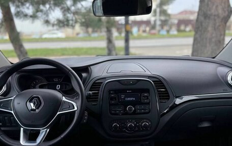 Renault Kaptur I рестайлинг, 2020 год, 1 690 000 рублей, 17 фотография