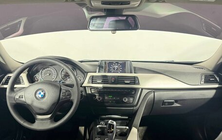 BMW 3 серия, 2014 год, 1 380 000 рублей, 13 фотография