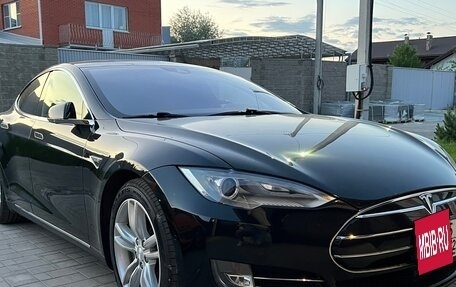 Tesla Model S I, 2015 год, 2 800 000 рублей, 5 фотография