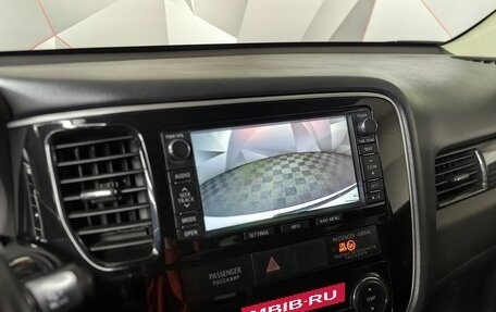 Mitsubishi Outlander III рестайлинг 3, 2015 год, 1 699 000 рублей, 21 фотография