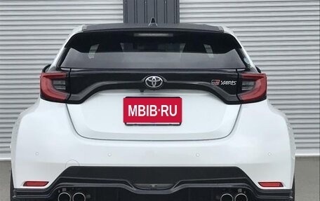 Toyota Yaris, 2020 год, 4 фотография