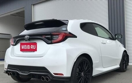 Toyota Yaris, 2020 год, 5 фотография