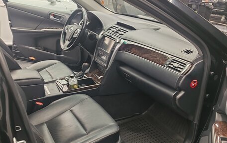 Toyota Camry, 2016 год, 2 100 000 рублей, 8 фотография